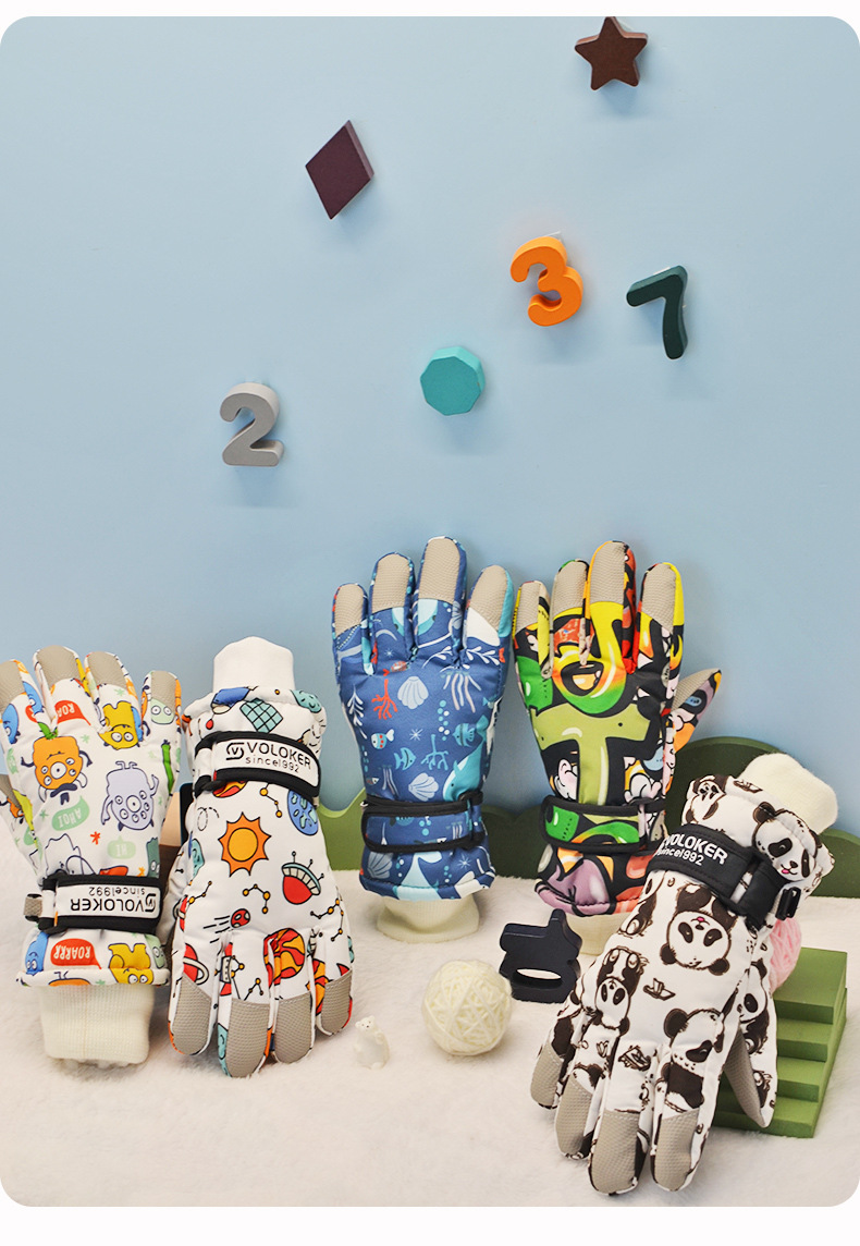 Children's skiing cartoon warm gloves with fleece, cold and waterproof, winter children's cycling gloves, all finger_voghion.com