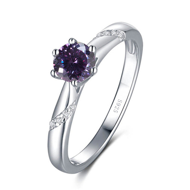 Corte centenario de zafiro púrpura