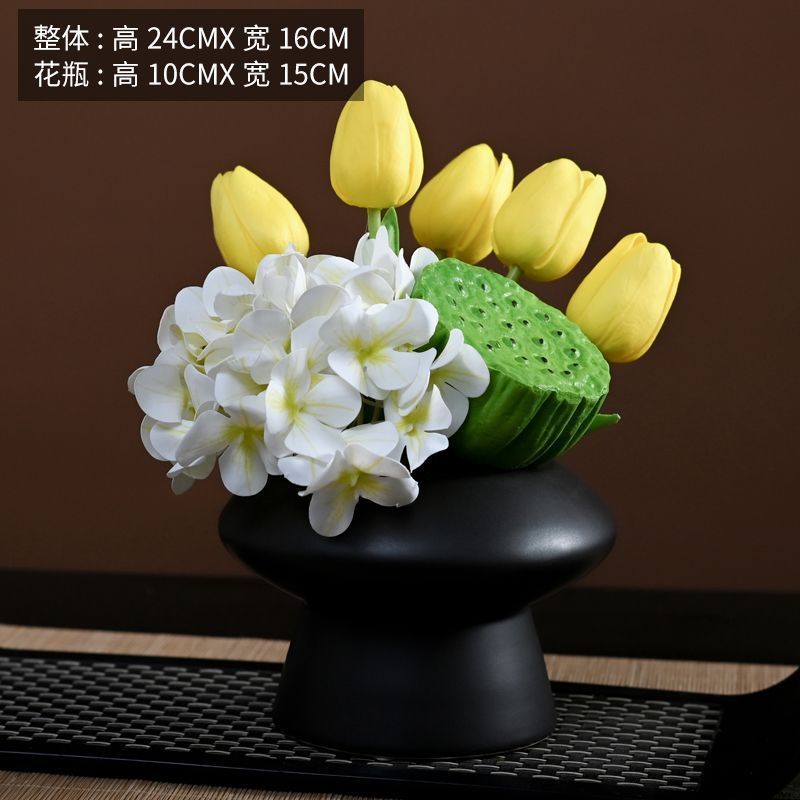 モダンでシンプルな花柄の幾何学的な花器ソフトデコレーションモデルルーム営業部商談テーブルアジサイ組み合わせディスプレイ|undefined