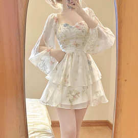 防晒雪纺碎花连衣裙女夏季高级感气质仙女不规则裙收腰小个子短裙