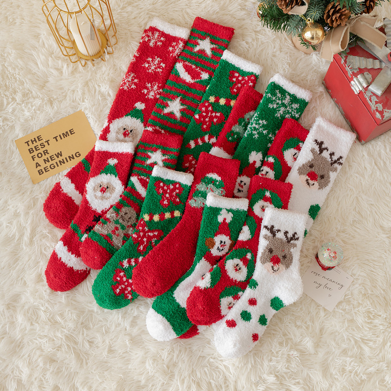 in stock wholesale Christmas socks Amazon cross-border home cartoon cute red gift stockings autumn and winter tide