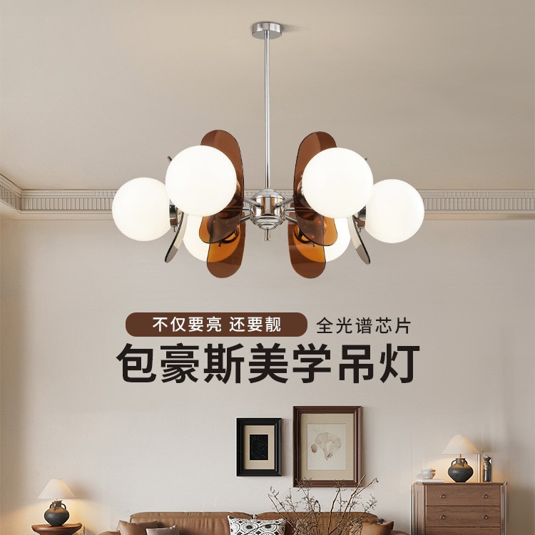 Lámpara de la sala de estar de la casa de viento medieval simple lámpara de comedor estilo de diseño artístico retro lámpara de vidrio Zhongshan L335
