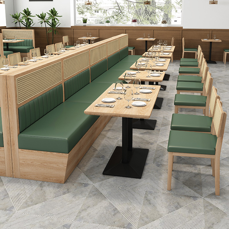 Sofá de asiento de tarjeta de ratán de restaurante de madera maciza estilo del sudeste asiático tema restaurante occidental leche tienda de té tienda de postres combinación de mesa y silla