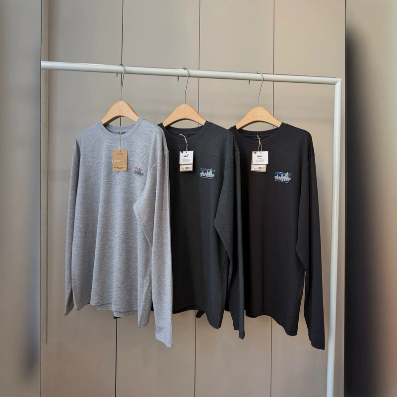 Couple's long-sleeved T-shirt, round neck, quick-drying, breathable, outdoor print, loose-fitting base layer, autumn style Couple's long-sleeved T-shirt, round neck, quick-drying, breathable, outdoor print, loose-fitting base layer, autumn style