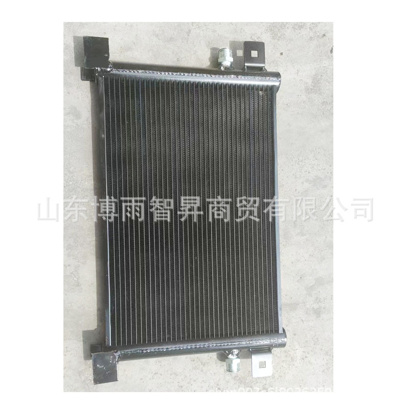 Construction Machinery Hydraulic Oil Radiator Bobcat Skid Steer Loader Oil Parts 6678156 Excavator