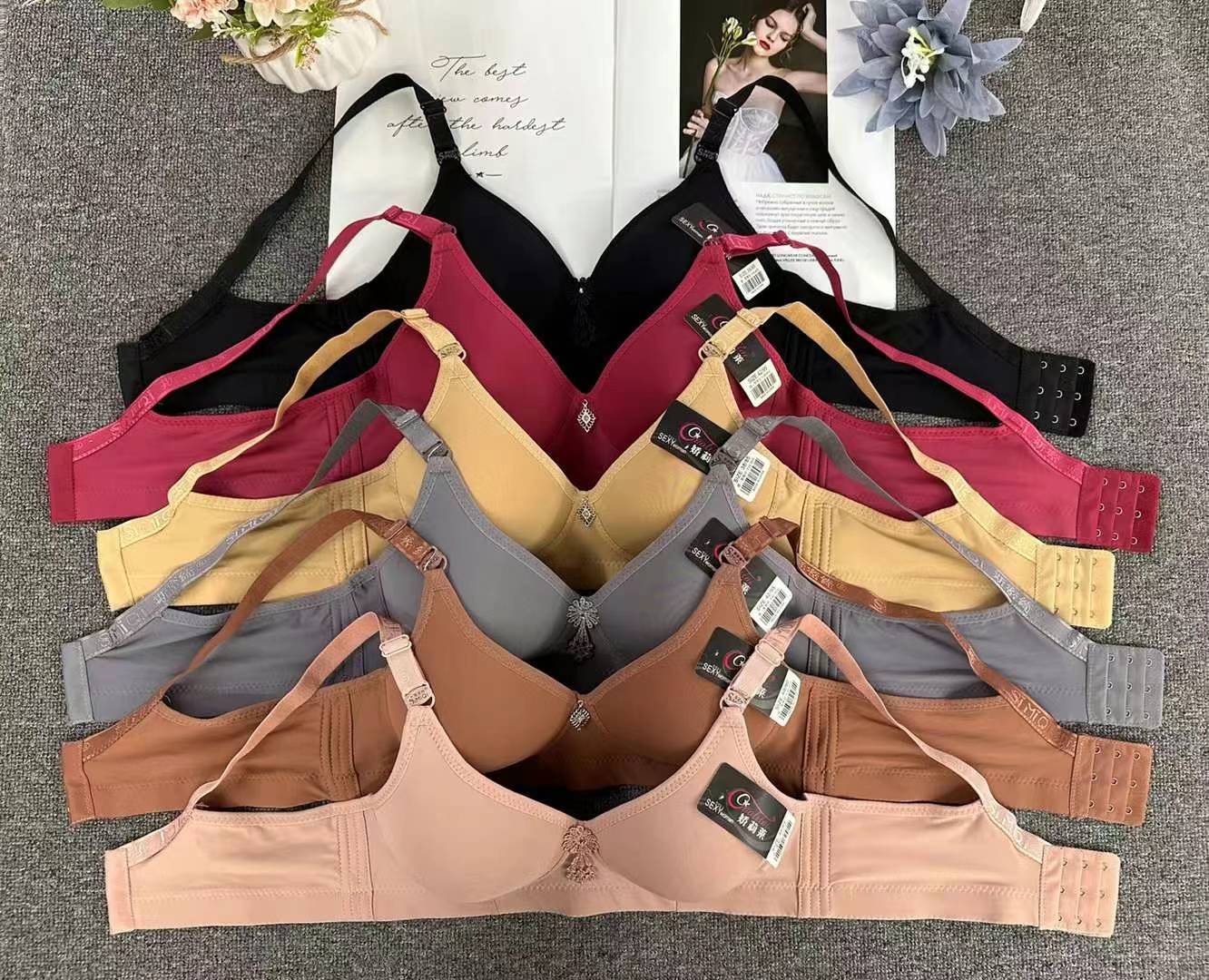 Bra de ropa interior de madres transfronterizas delgado de mediana edad sin anillo de acero cómodo bra de algodón agrupado grande bra al por mayor