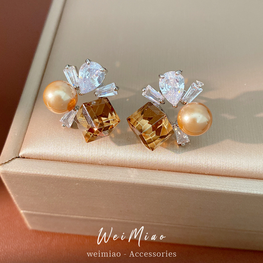 Agujas de plata de piedra de diamante gota de agua cuadrada perla personalidad temperamento nicho pendientes ligeros de lujo alta sensación de auriculares al por mayor