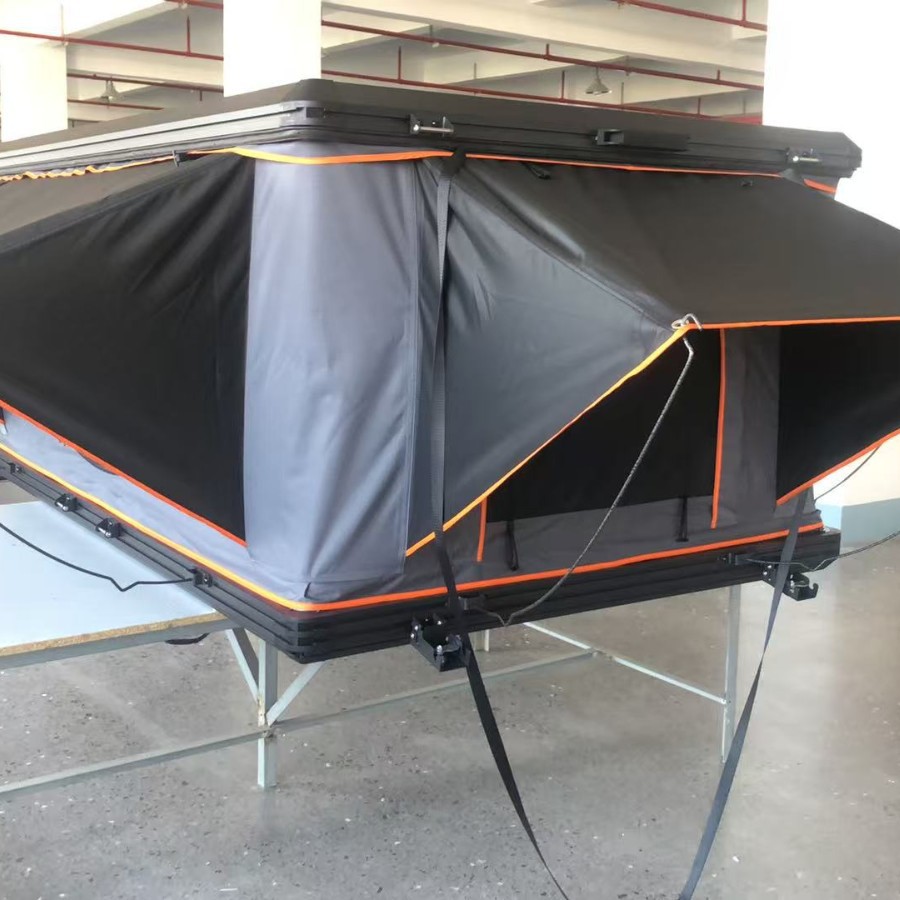 Outdoor Barbecue Adventure Aluminum Shell Helicopter Roof Tent Suv Car Mountain Camping Vehicle-Mounted Camping Tent