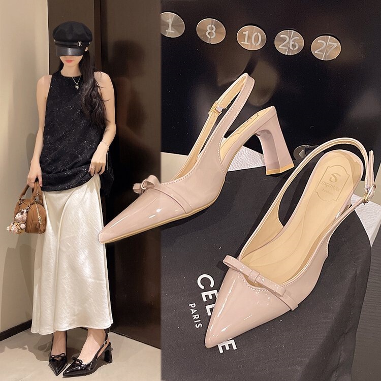 Women's Closed-Toe Sandals 2026 New Style Pointed Toe Chunky Heel Wide Fit Large Size Fashionable Comfortable Work High Heels