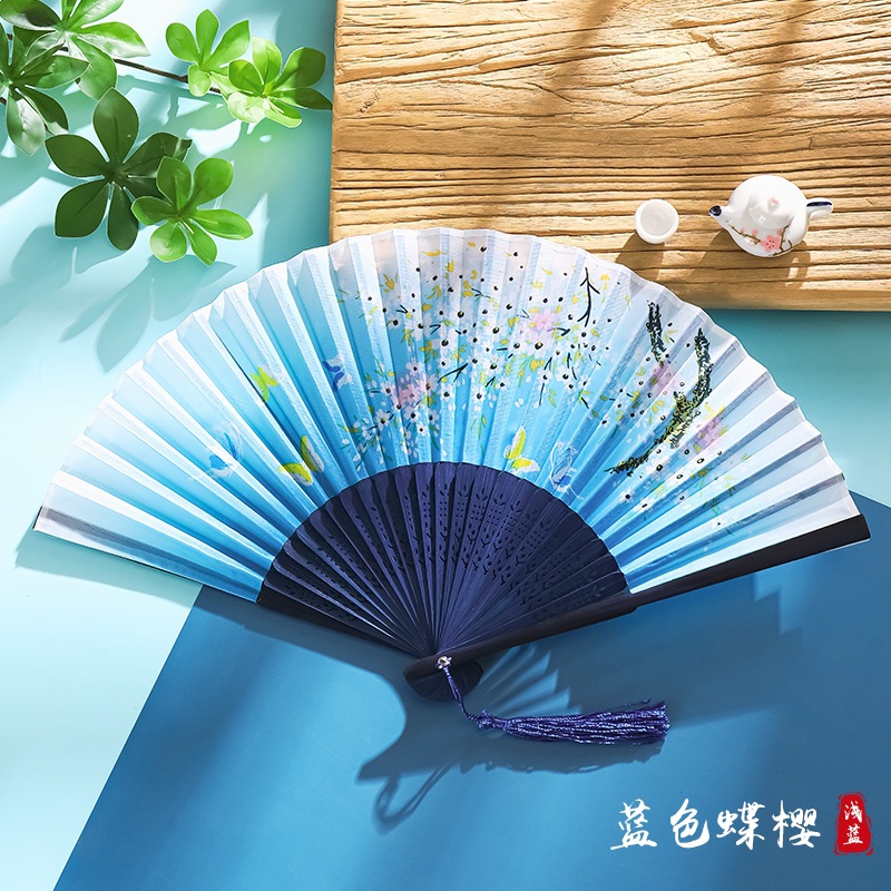 Ventilador Ventilador plegable Estilo chino Estilo antiguo Estilo japonés Mujer borla Verano Niños Plegable portátil Baile Hanfu Mini ventilador