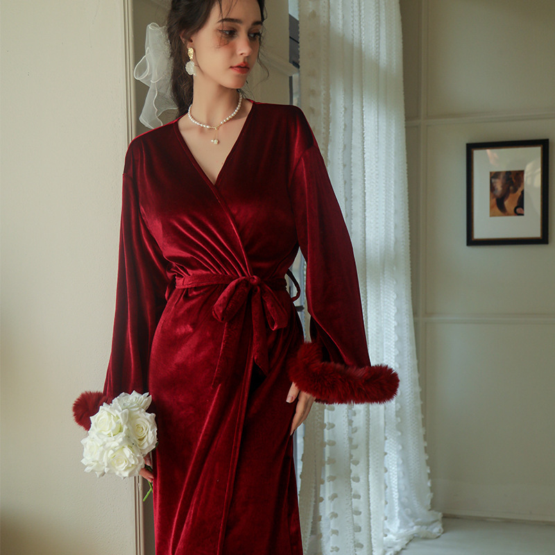 Bride Bridal Dressing Gown Women's Long Feather Nightgown Knot Wedding Makeup Bridesmaid Group Kimono Korean Gold Velvet