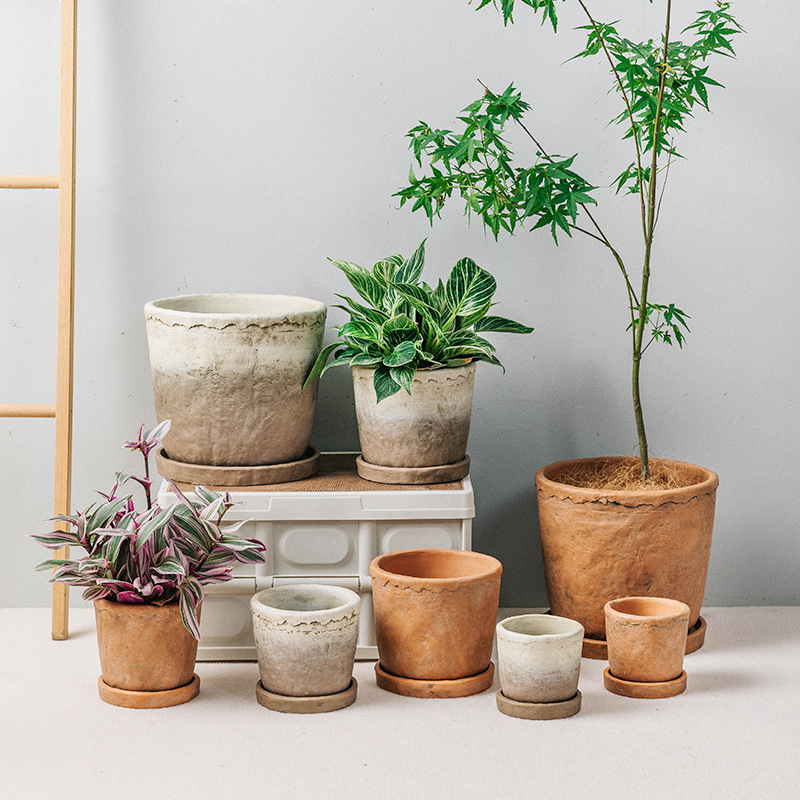 Handmade retro cement small flower pot desktop decoration stoneware green plant pot simple distressed breathable bottom hole chassis