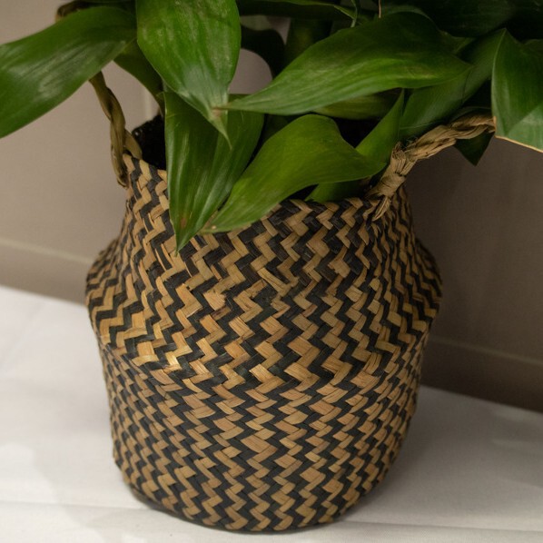 Straw Woven Storage Basket, Cosmetic Bag, Dirty Laundry Basket, Household Items, Foldable Floral Basket, Large Basket for Storage and Organization Straw Woven Storage Basket, Cosmetic Bag, Dirty Laundry Basket, Household Items, Foldable Floral Basket, Large Basket for Storage and Organization