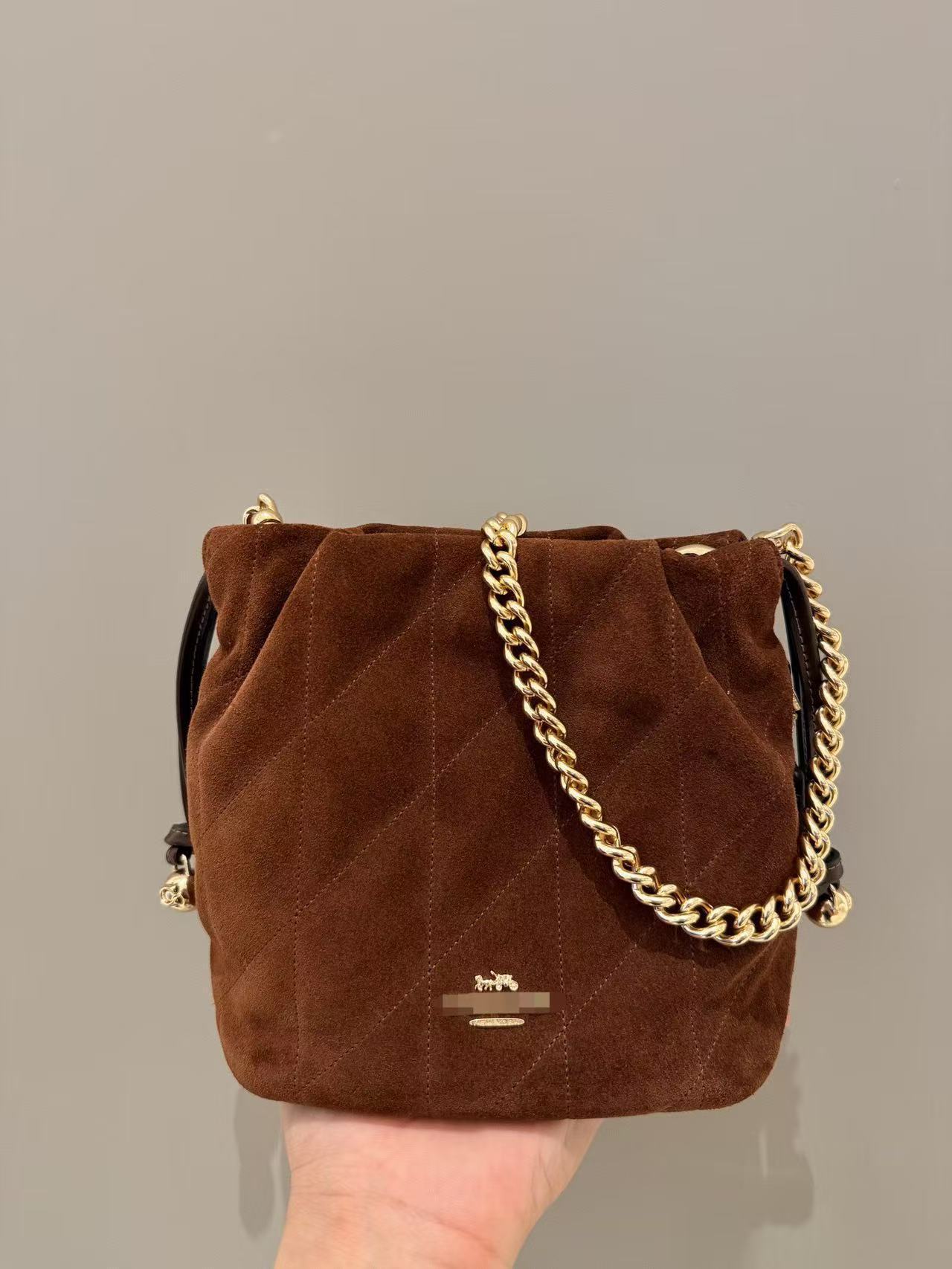 Evelyn Trash Bag Underarm Bag, Faye Drawstring Bucket Bag, Quilted Hobo Chain Shoulder Handbag Tote For Women - Thumbnail 6