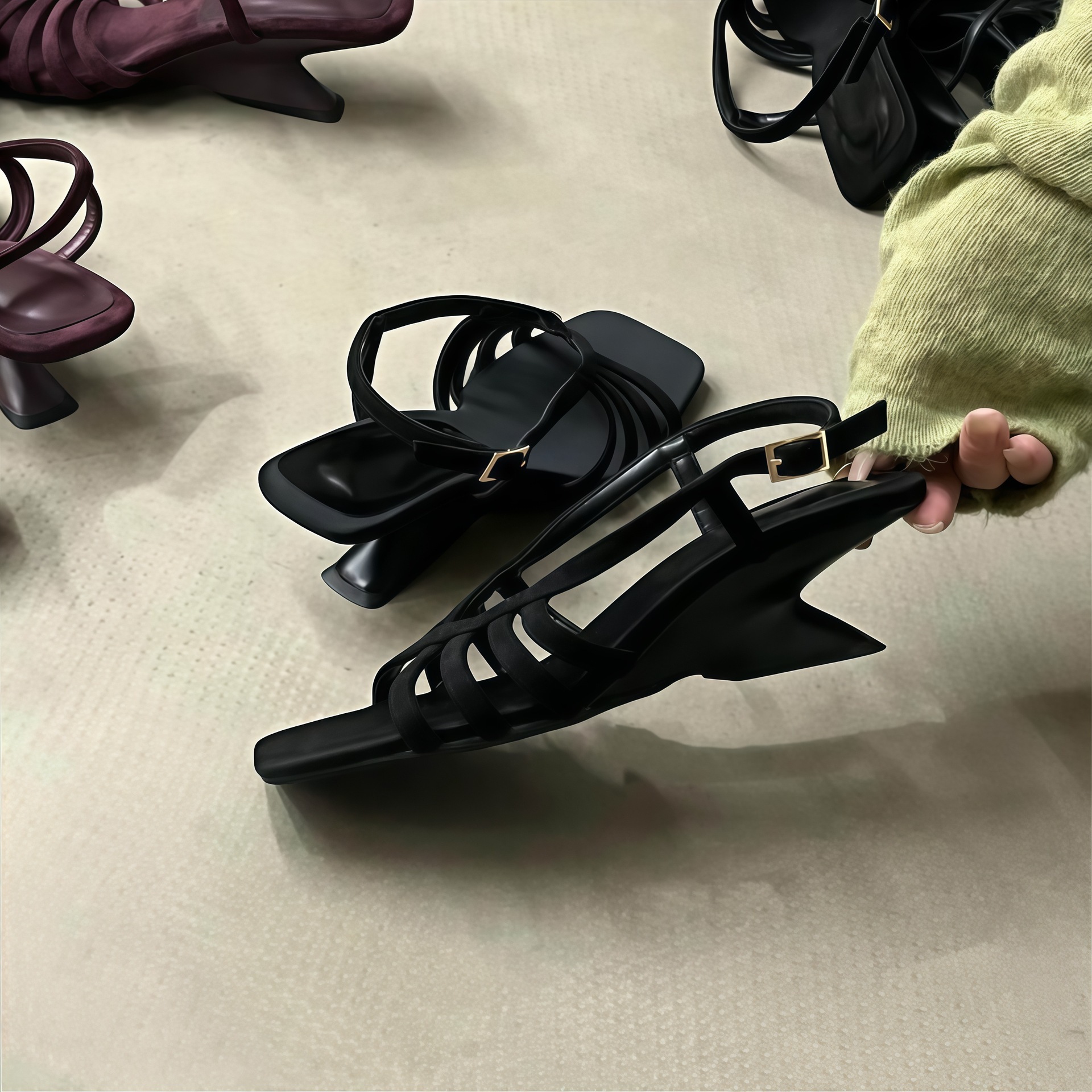 Sandalias de Cuña para Mujer de Superfibra y Caucho, Punta Cuadrada, Cierre de Hebilla, para Verano