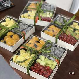 四分格四拼水果盒子草莓鲜果果切包装盒方形一次性透明纸塑打包盒