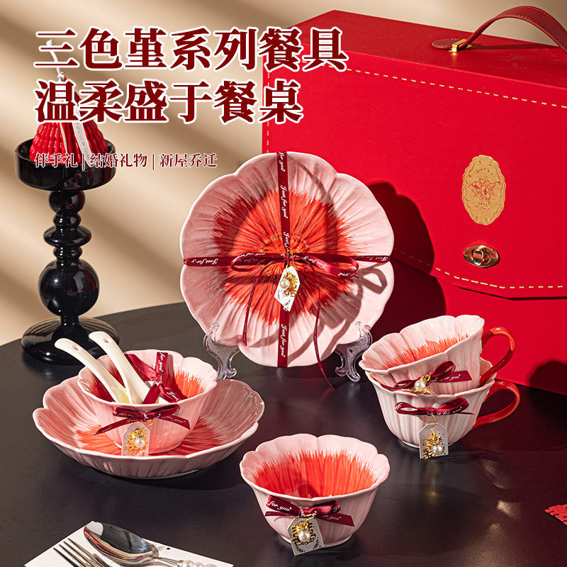 New Ins-Style Light Luxury Underglaze Hand-Painted Ceramic Tableware Set with Pansy Flower Design, High Aesthetic Value, Gift for Best Friend, Wedding Present