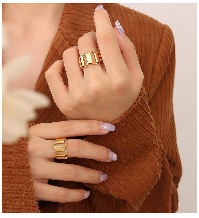 Necklace Bracelet Ring Hollow Splicing Titanium Steel Wholesale