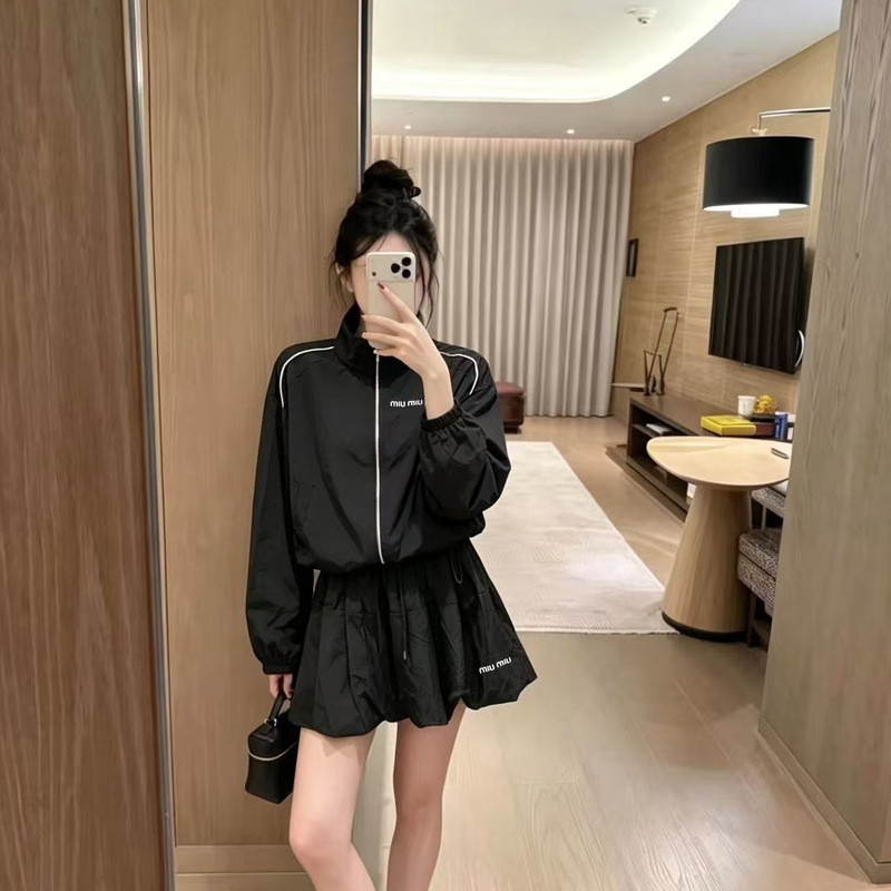 Miu26 Summer Retro Embroidered Letter Patchwork Sleeveless Jacket and Floral Short Skirt Set