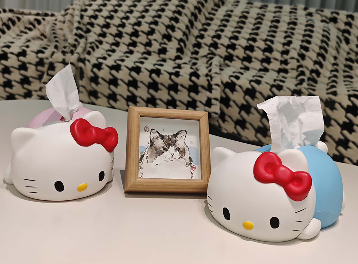 Cute to Melt Kt Tissue Box Home Living Room Tissue Box 2025 New Desktop Meal Tissue Storage Ornaments
