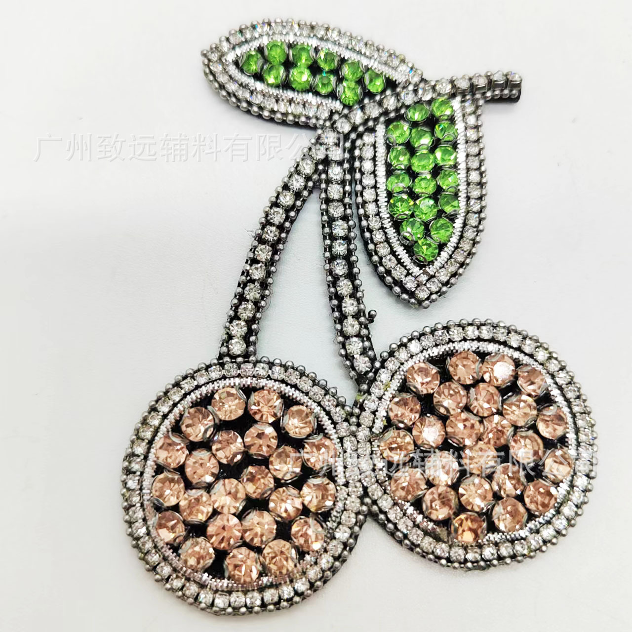 Nuevo rhinestone cereza pegatinas de tela ropa zapatos y sombreros bolsa Decoración Accesorios en stock supply DIY Accesorios