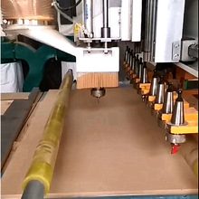 自动换刀数控雕刻机 门板多刀库雕刻机 亚克力广告牌开料机 远浩