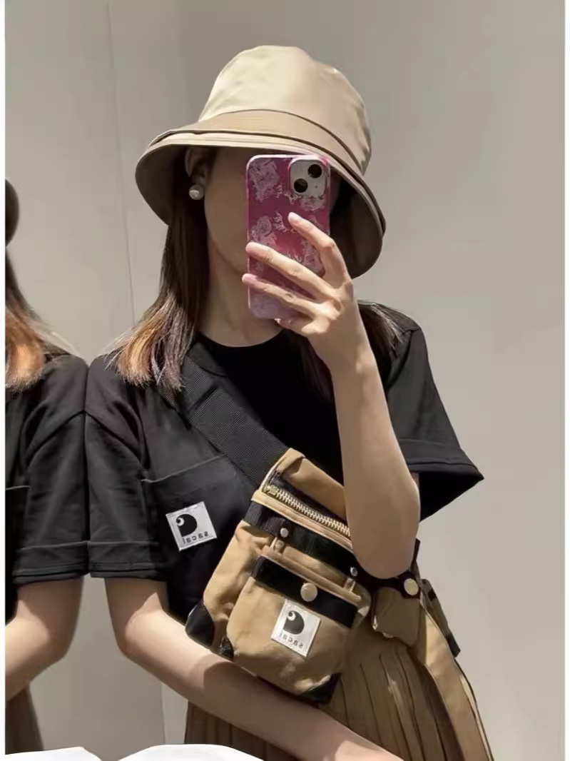 顶牛！卡哈char X saci 联名双侧开衩暗扣口袋T恤短袖陈冠希同款