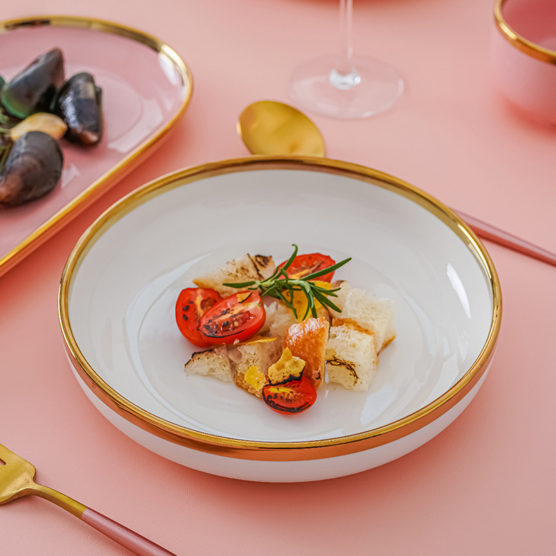 Vajilla de cerámica con borde dorado, combinación creativa de tazones