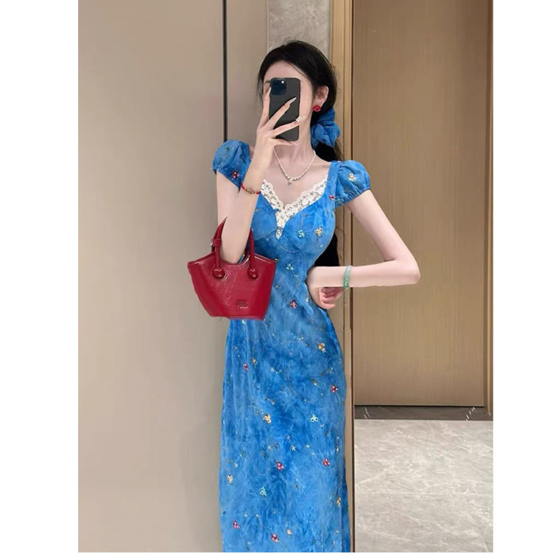 纯欲辣妹设计感V领碎花连衣裙女夏季新款修身显瘦感包臀长裙|undefined