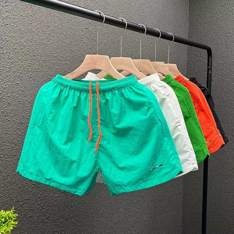 Модные брендовые парные шорты, летние быстросохнущие дышащие брюки с тремя точками, мужские спортивные шорты, красочные пляжные брюки, брюки с широкими штанинами в 3 точки