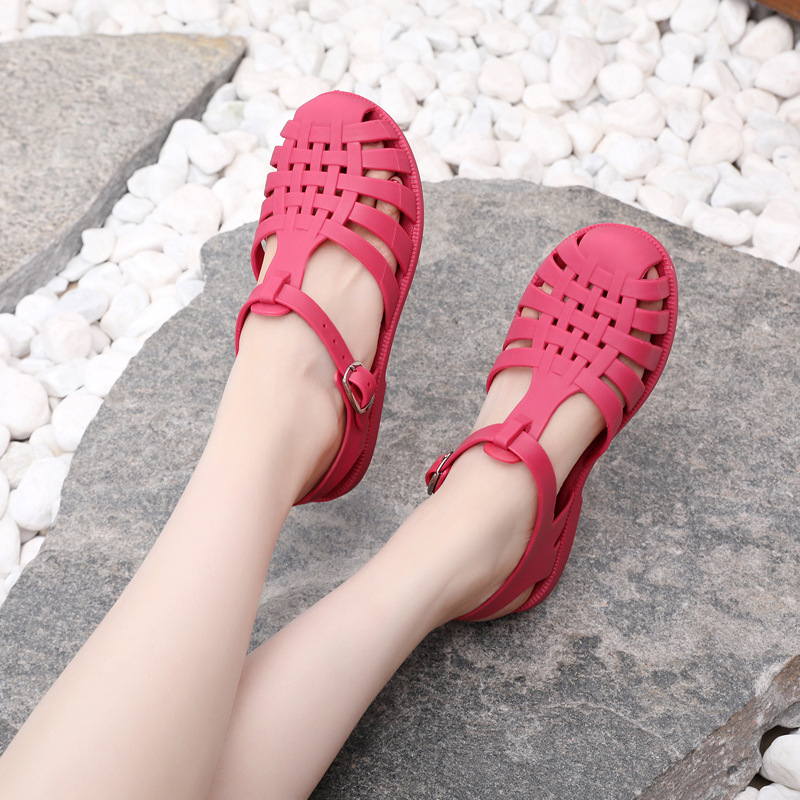Sandale plate noi 2024 pentru exterior, pantofi de vară versatile Baotou pentru femei, la modă_voghion.com