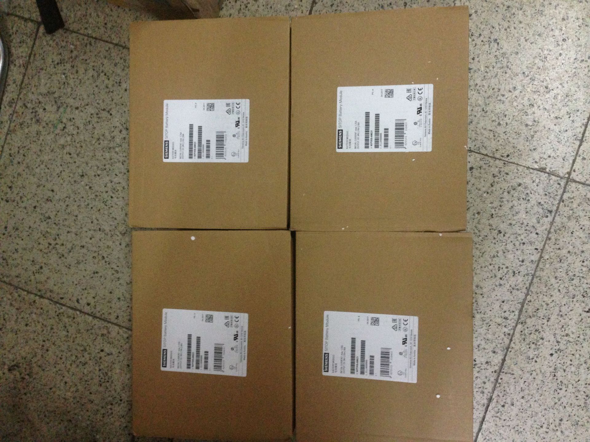 6ES7151-1AB05-0AB0   西门子接口模块  IM151-1 FO FOR ET200S