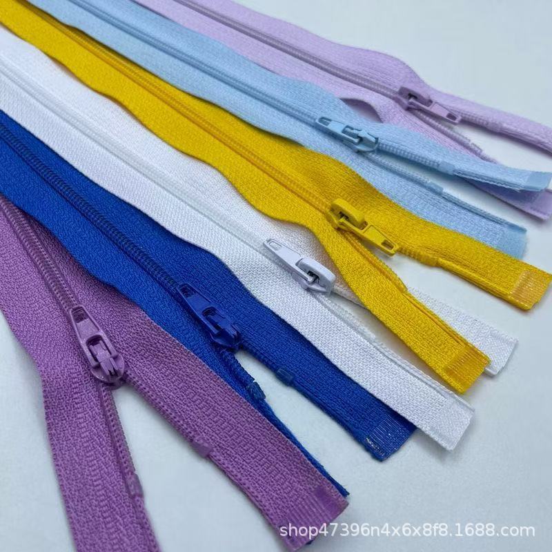 厂家直销3号尼龙开尾服装拉链条 拉链头配件 衣服拉链拉锁羽绒服