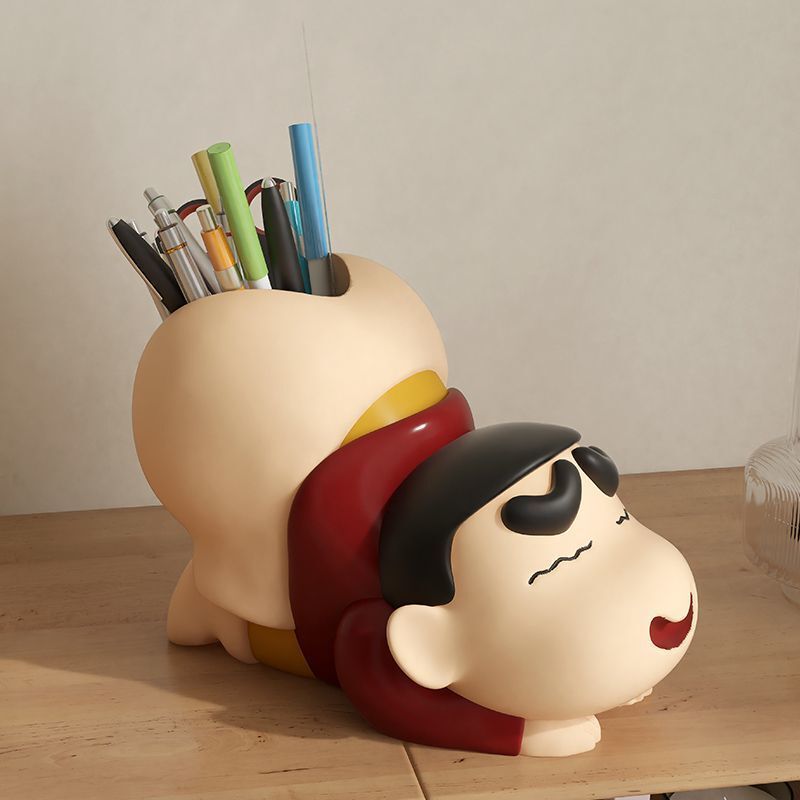 かわいいクレヨンしんちゃんのペンホルダーの装飾品は、親友や友人、子供の誕生日プレゼント、学習オフィスのデスク収納に最適です。|undefined