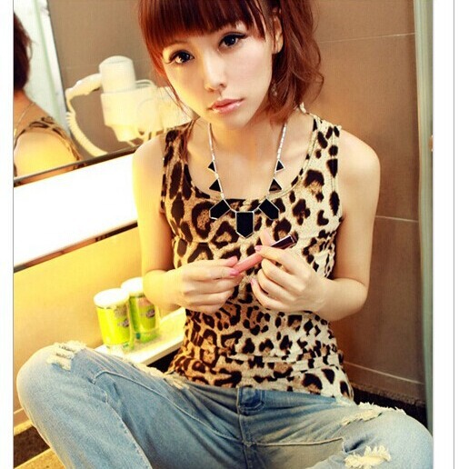 2026 Cross-Border Aliexpress Dropshipping Leopard Print Pattern Ice Silk Leopard Print Top Vest in Stock 2026 Cross-Border Aliexpress Dropshipping Leopard Print Pattern Ice Silk Leopard Print Top Vest in Stock
