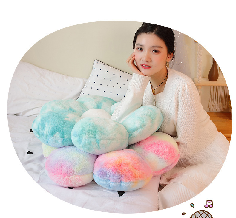 Fashion Flower Synthetic Fibre Short Plush Throw Pillow display picture 2