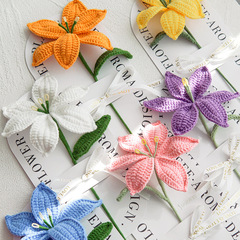 女神節手工編織百合花束毛線針織仿真成品掛畫裝飾桌面擺件禮袋