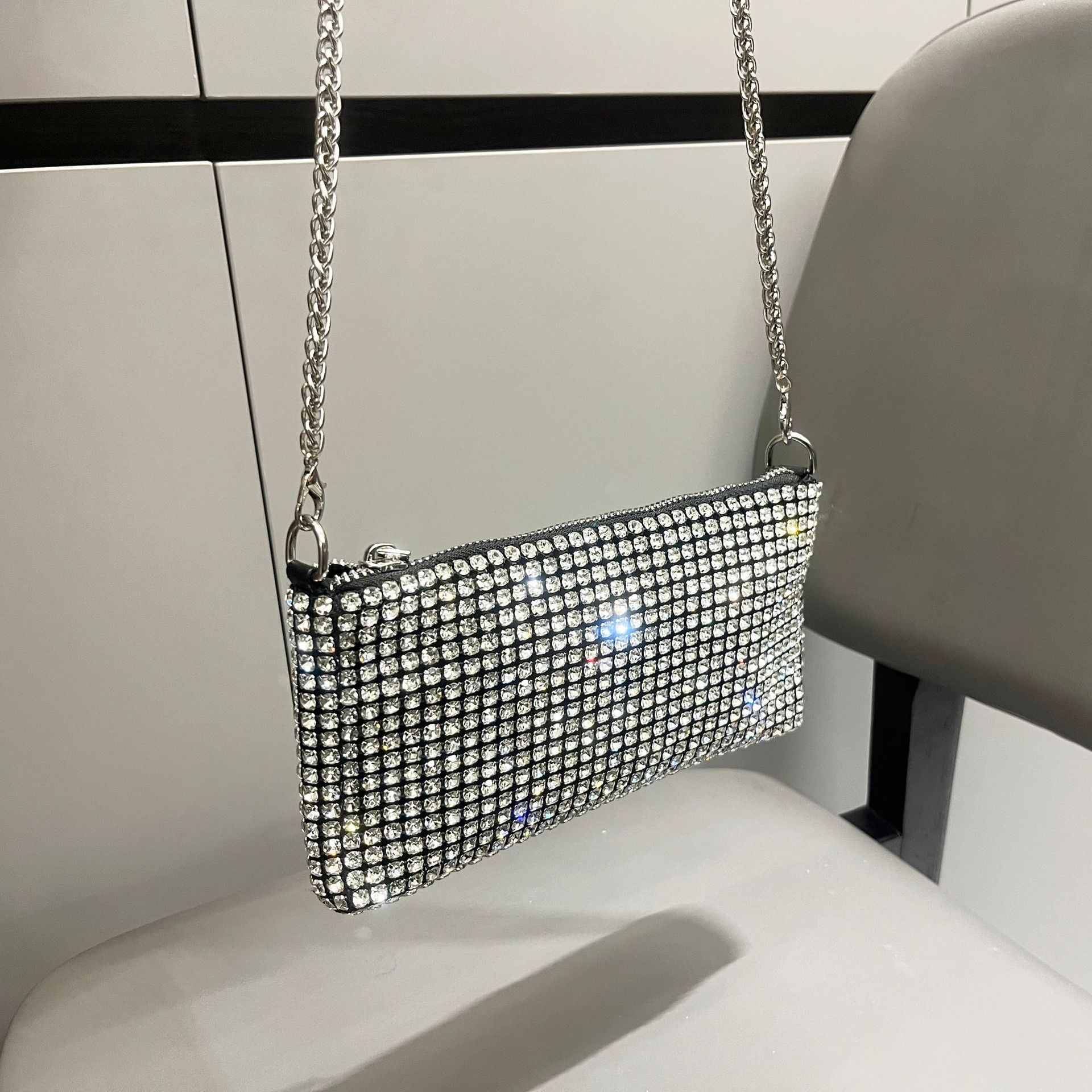 Bolsas de mujer transfronterizas europeas y estadounidenses cadenas de diamante brillante bolsas de teléfono móvil bolsas de hombro bolsas de mano bolsas de cena