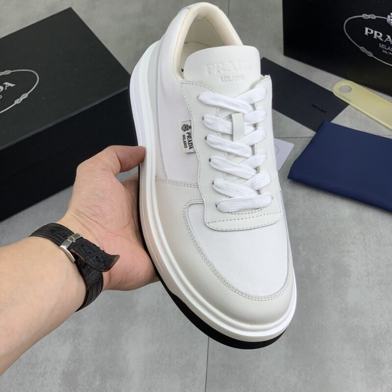 Original label, original box, spring/summer comfortable, stylish, sporty, casual, lightweight men's versatile simple slip-on sneakers Original label, original box, spring/summer comfortable, stylish, sporty, casual, lightweight men's versatile simple slip-on sneakers