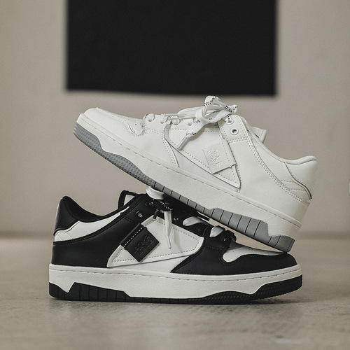  Spring and Summer New Couple Shoes Men's and Women's White Breathable Couple Summer New Men's Sports and Leisure Shoes