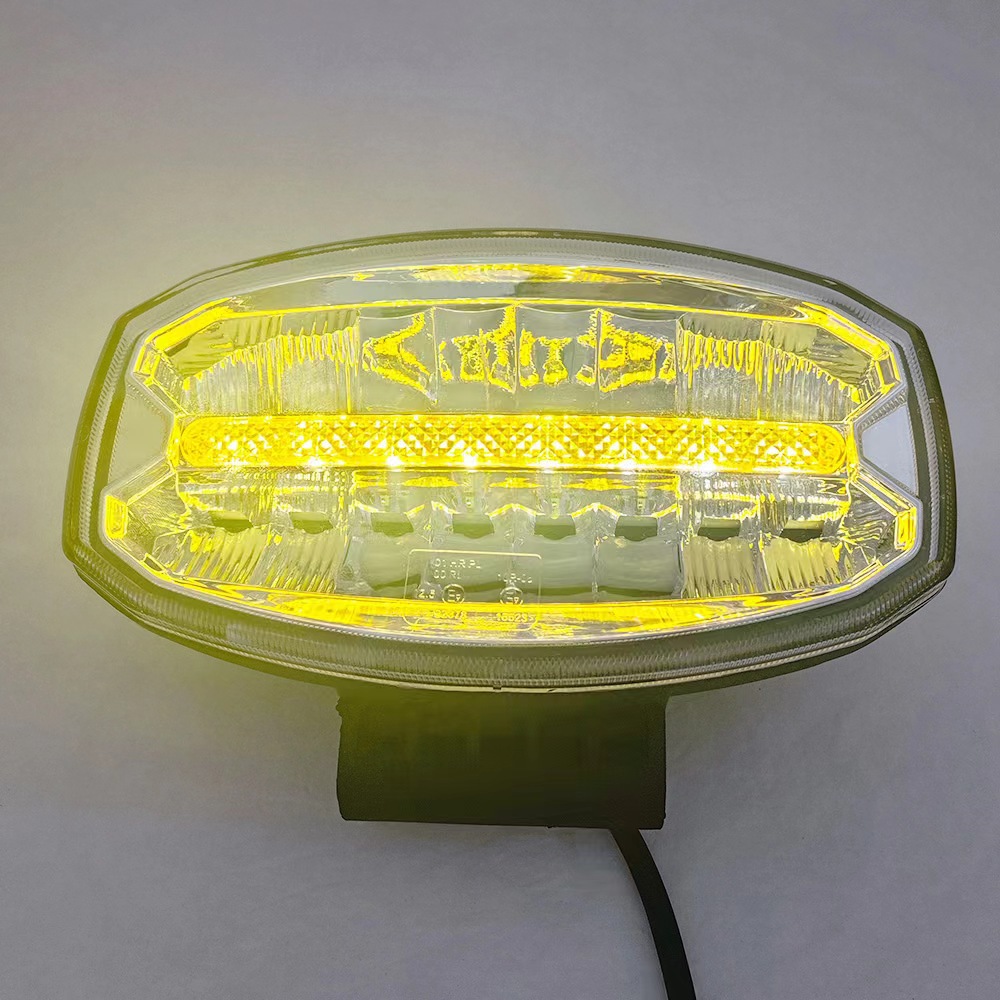 Suitable for European Heavy-Duty Trucks, Volvo, Mercedes-Benz Roof Led Work Lights, 10V-30V Wide Voltage, for Vehicle Use