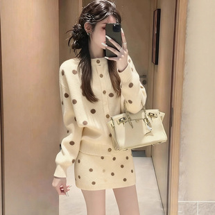 LZXL2882��ɫᘿ����bŮ�¿��nϵһ���������c���°���ȹ��