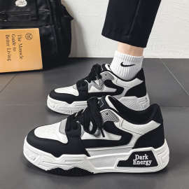 男鞋2024新款秋季透气黑白熊猫板鞋男款休闲运动厚底网面潮鞋