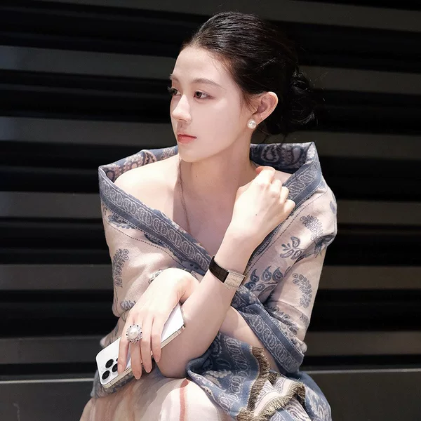 Liu Yifei's Same Style Shawl for Women, High-End Atmosphere, Ethnic Style, Air-Conditioned Room Travel Cover, Blanket, Cloak and Scarf
