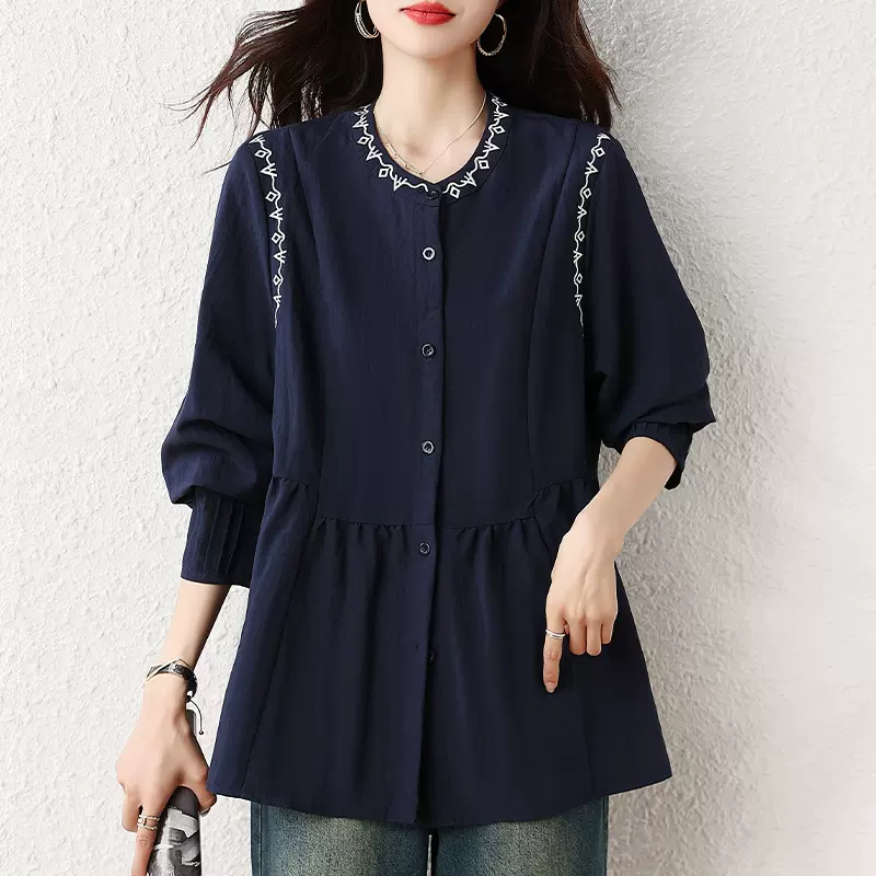 休闲刺绣衬衫女年秋季新款衬衣欧洲站宽松上衣大码女装潮