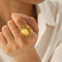 ins跨境18k金饰品不锈钢太阳花开口戒指女不掉色手饰百搭钛钢指环
