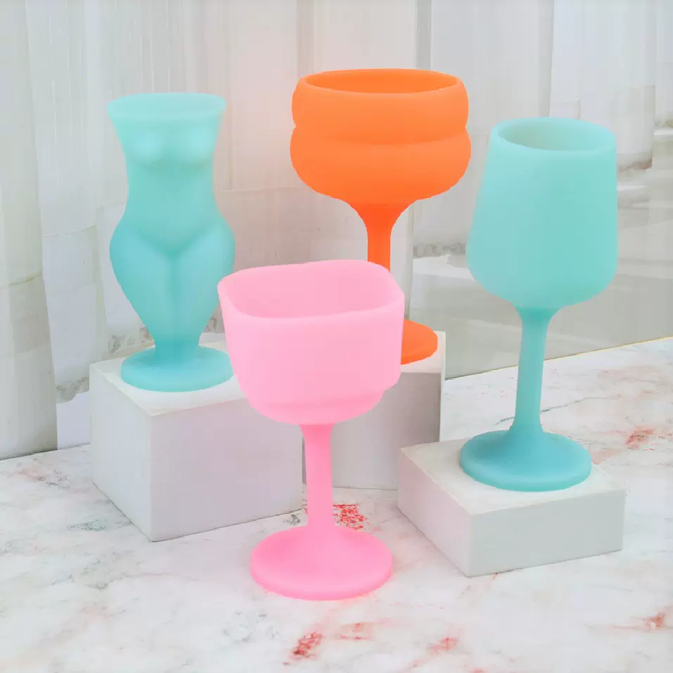 创意简约硅胶红酒杯便携随手喝水杯子家用咖啡杯耐高温防摔