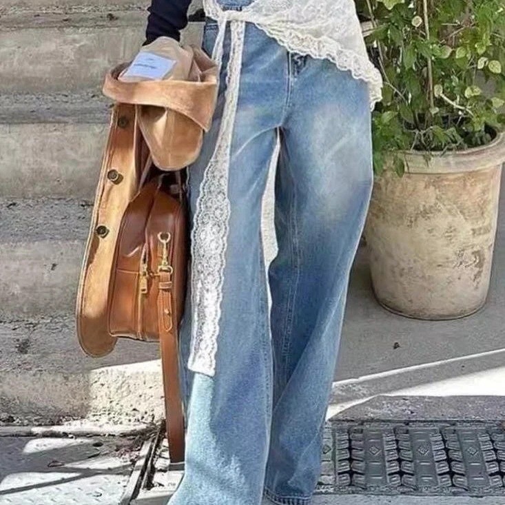 EXPRESIÓN DEL SEGUNTO CURTRE DE LACE CORANECIOS DE DOMENES VANQUINES ALMINCACO TABLONES TABLONES