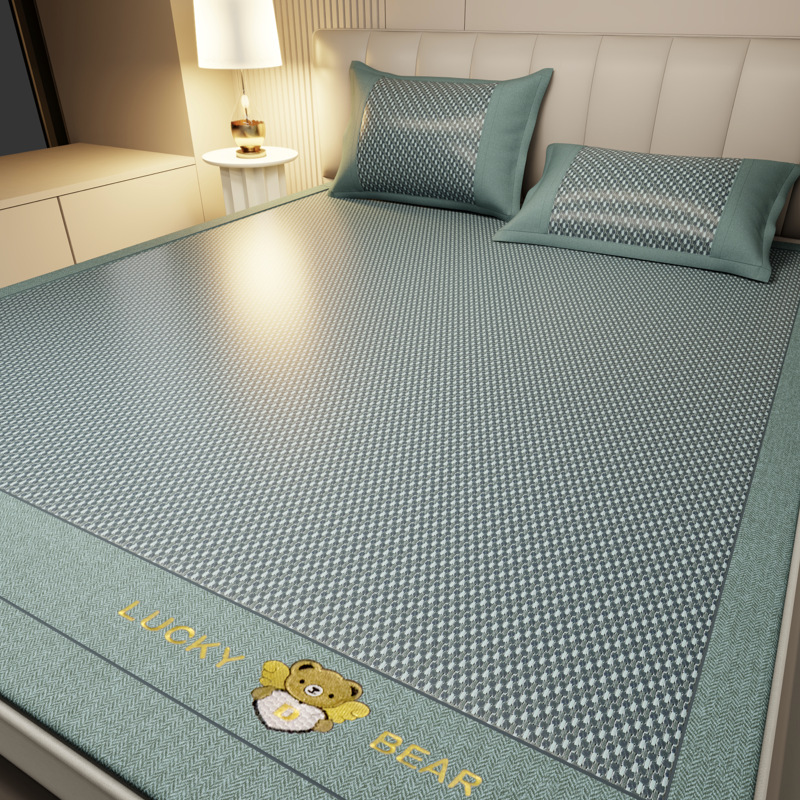 Bee Bear Green - Mat