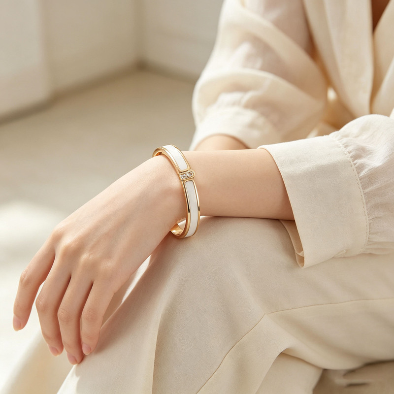 Light luxury white enamel bangle with diamonds, simple and elegant, women's high-end titanium steel bracelet